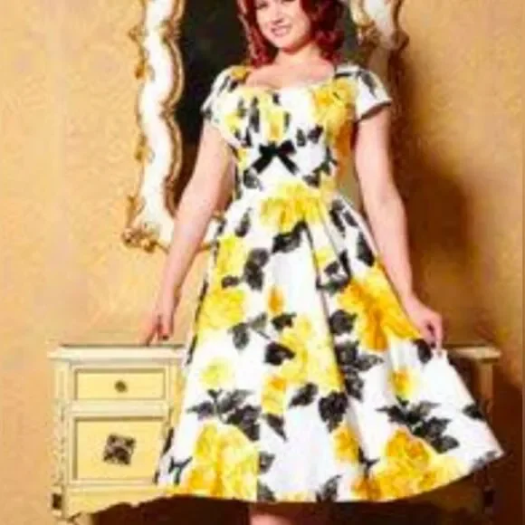 Pinup Couture U.S.A. Retro Floral Print Women's XS A-Line Dress Yellow & Black - Picture 8 of 8